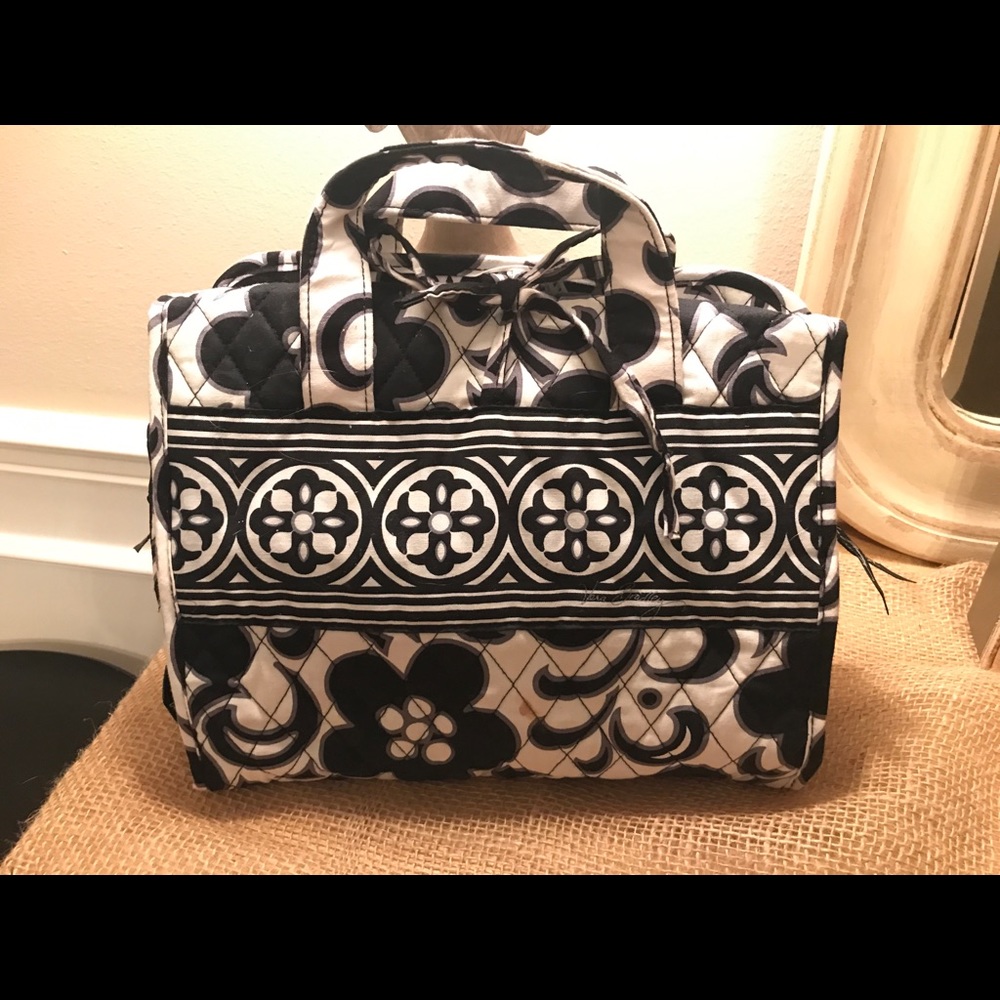 Vera Bradley “Night and Day” hanging toiletry bag